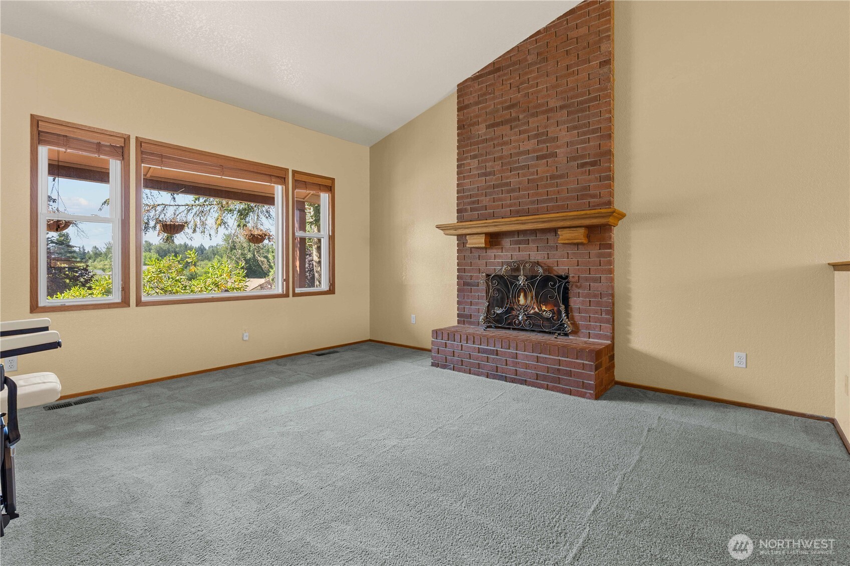 13700 Se 201st Street Property Photo 6