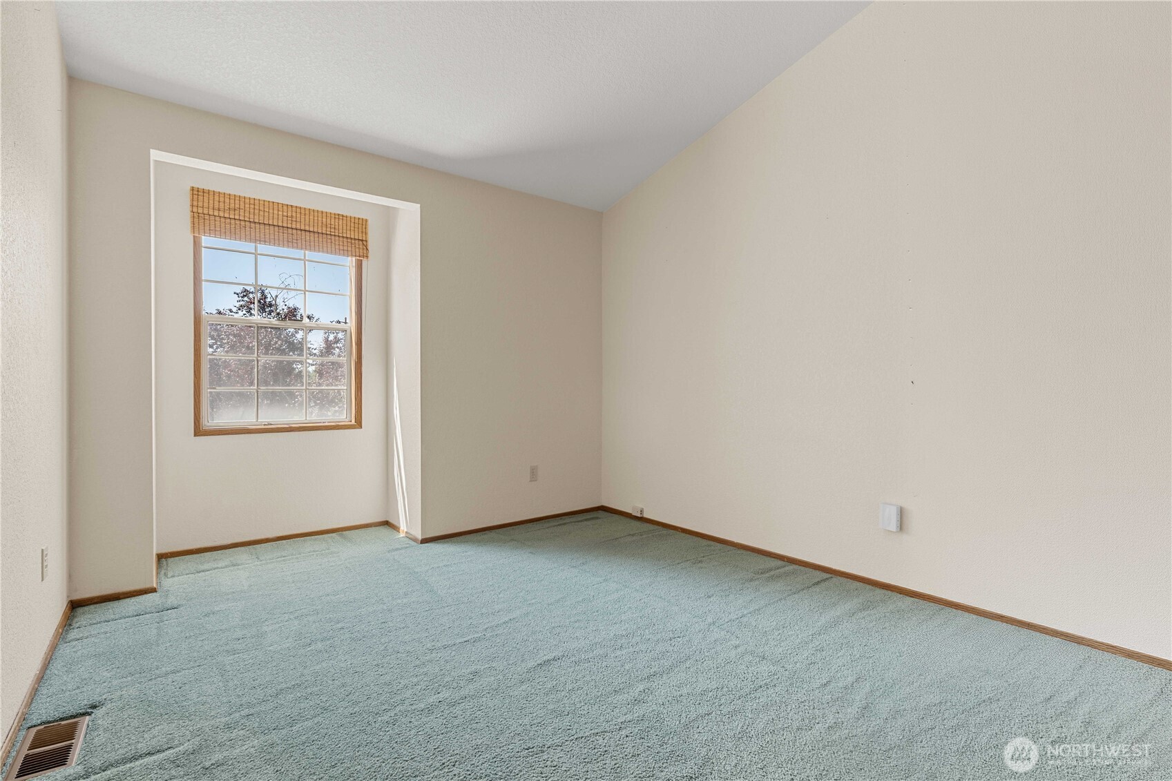 13700 Se 201st Street Property Photo 23