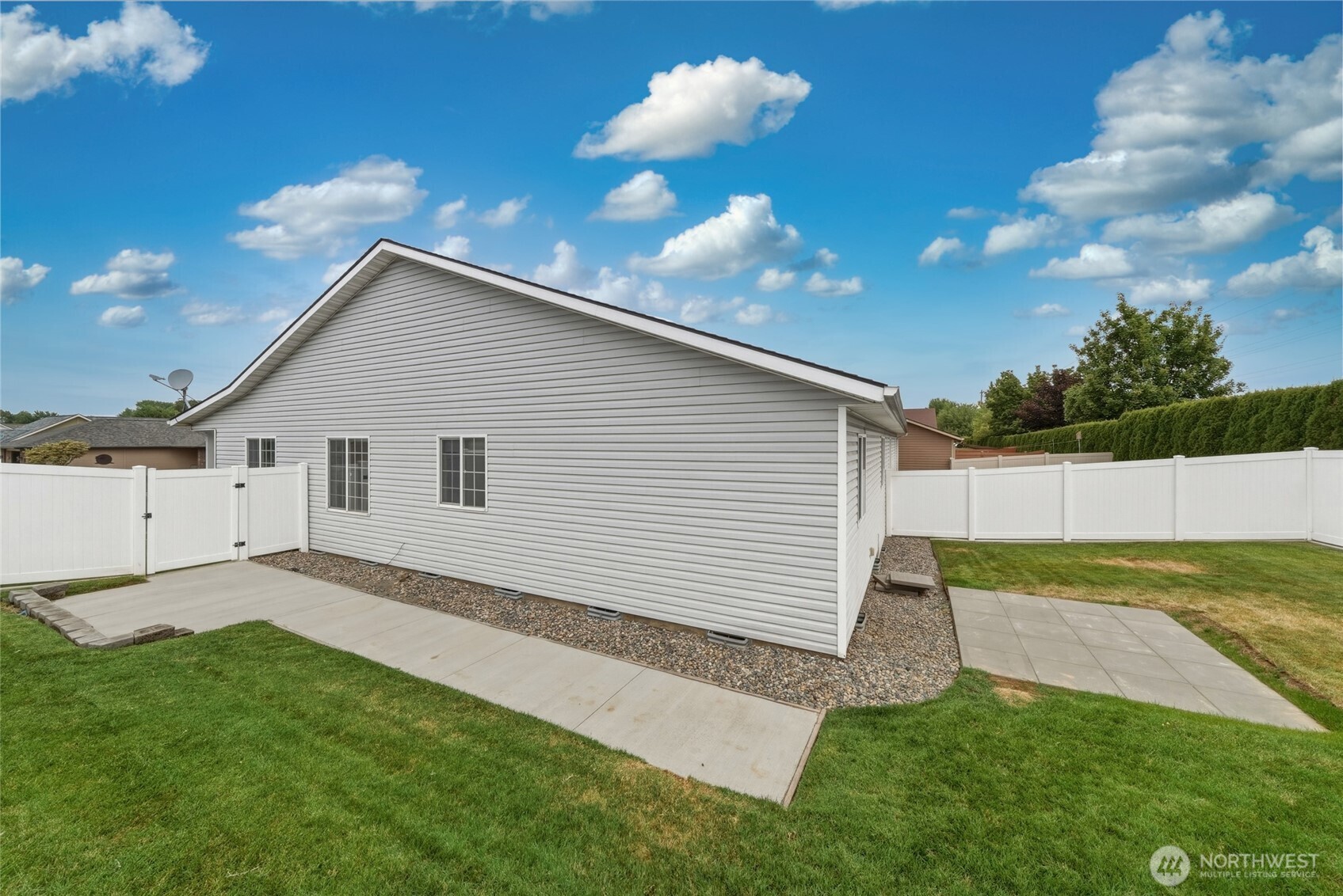 777 Se Magnoni Property Photo 29