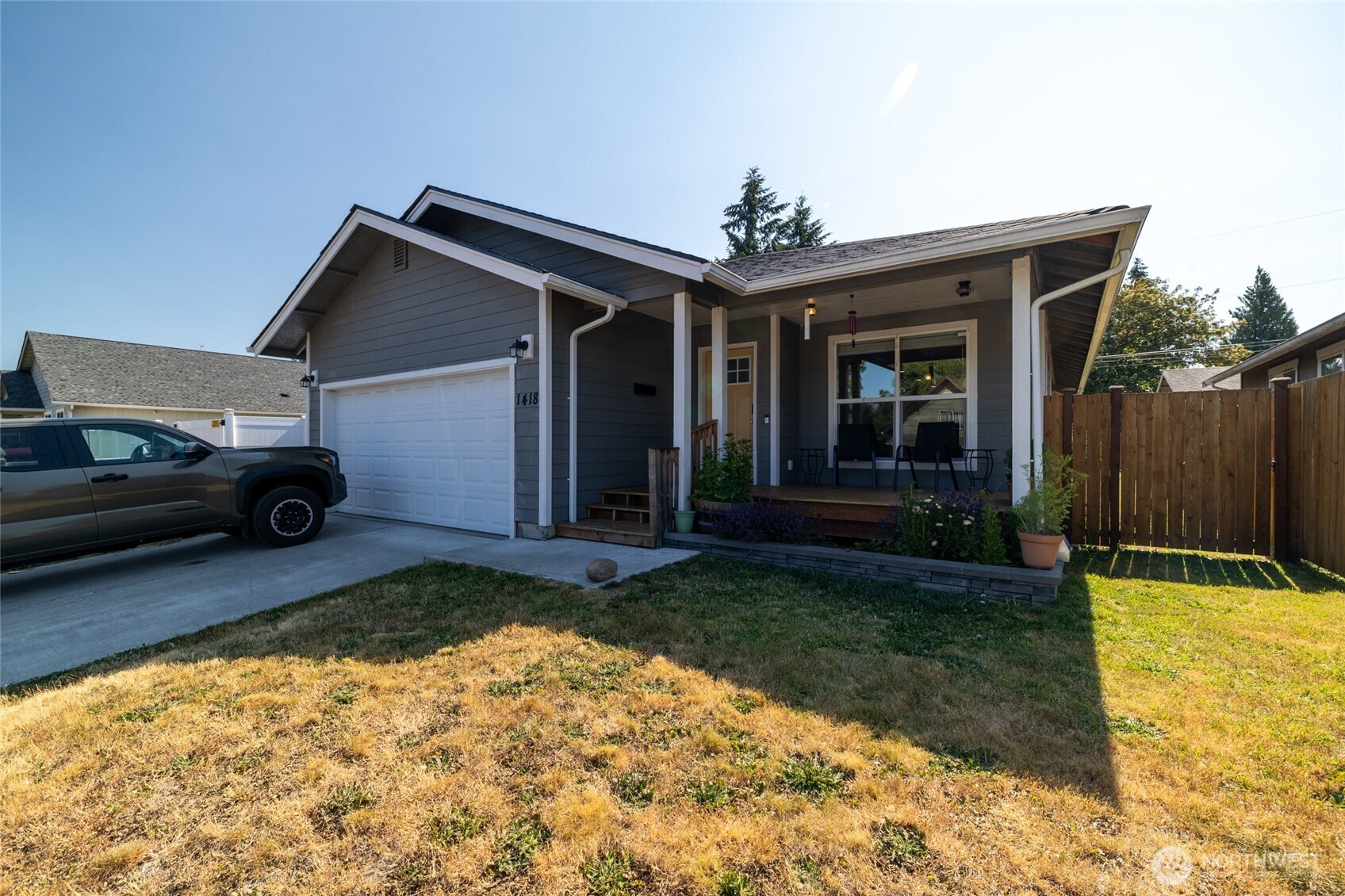 1418 Windsor Avenue Property Photo 1