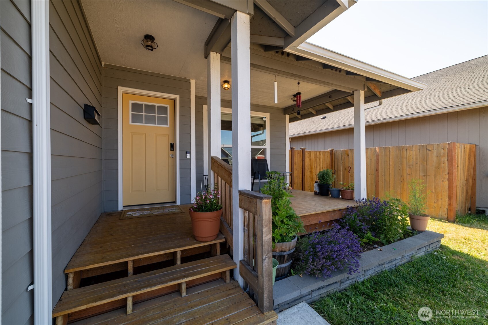 1418 Windsor Avenue Property Photo 2