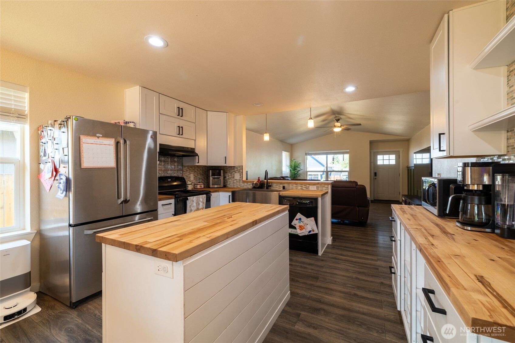 1418 Windsor Avenue Property Photo 8