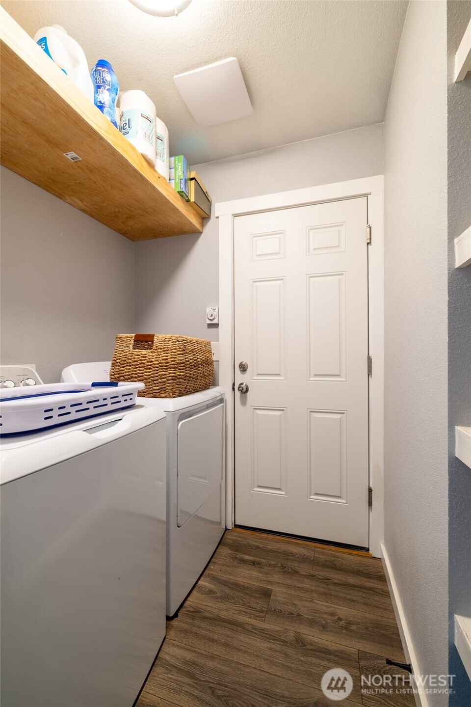 1418 Windsor Avenue Property Photo 22