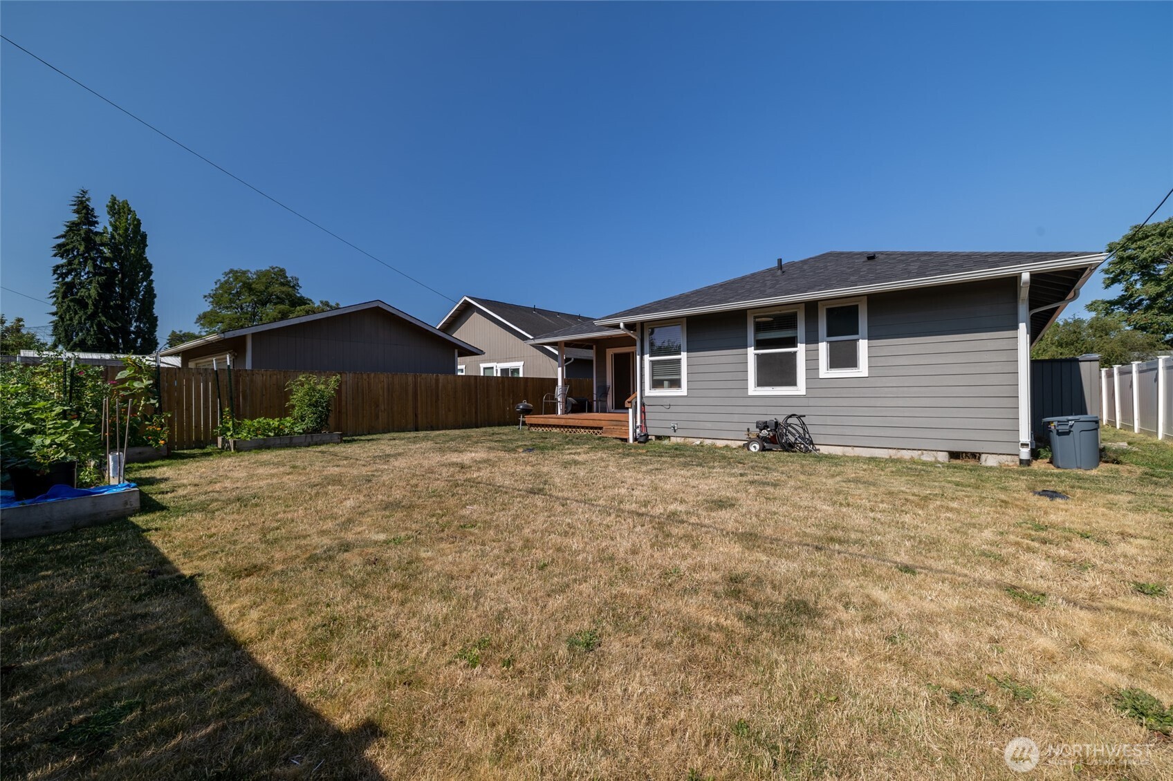 1418 Windsor Avenue Property Photo 24