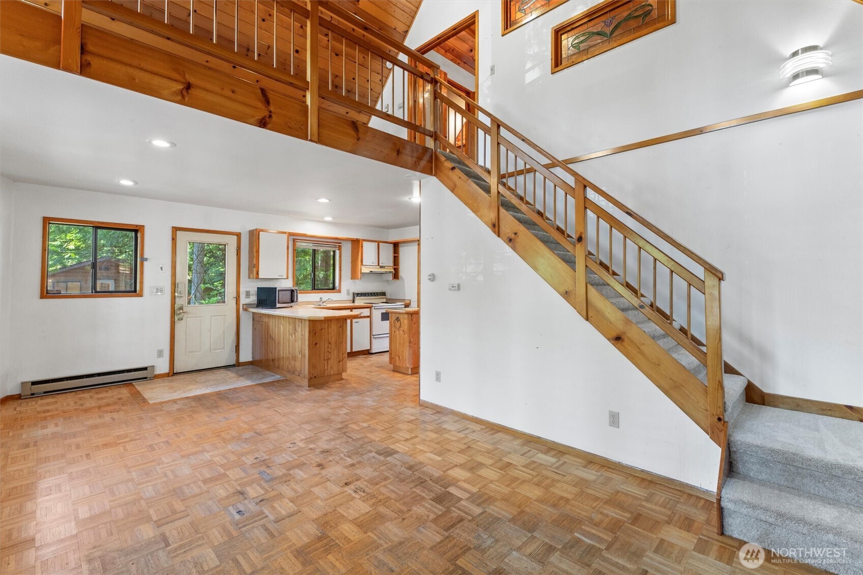 8625 Golden Valley Drive Property Photo 8