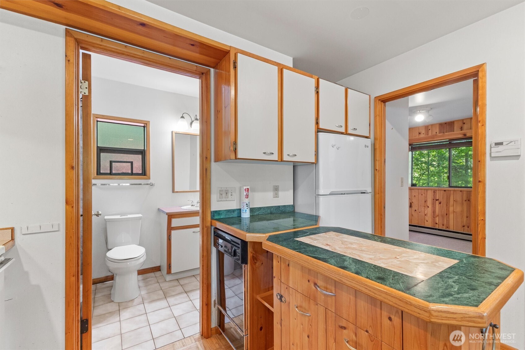 8625 Golden Valley Drive Property Photo 12