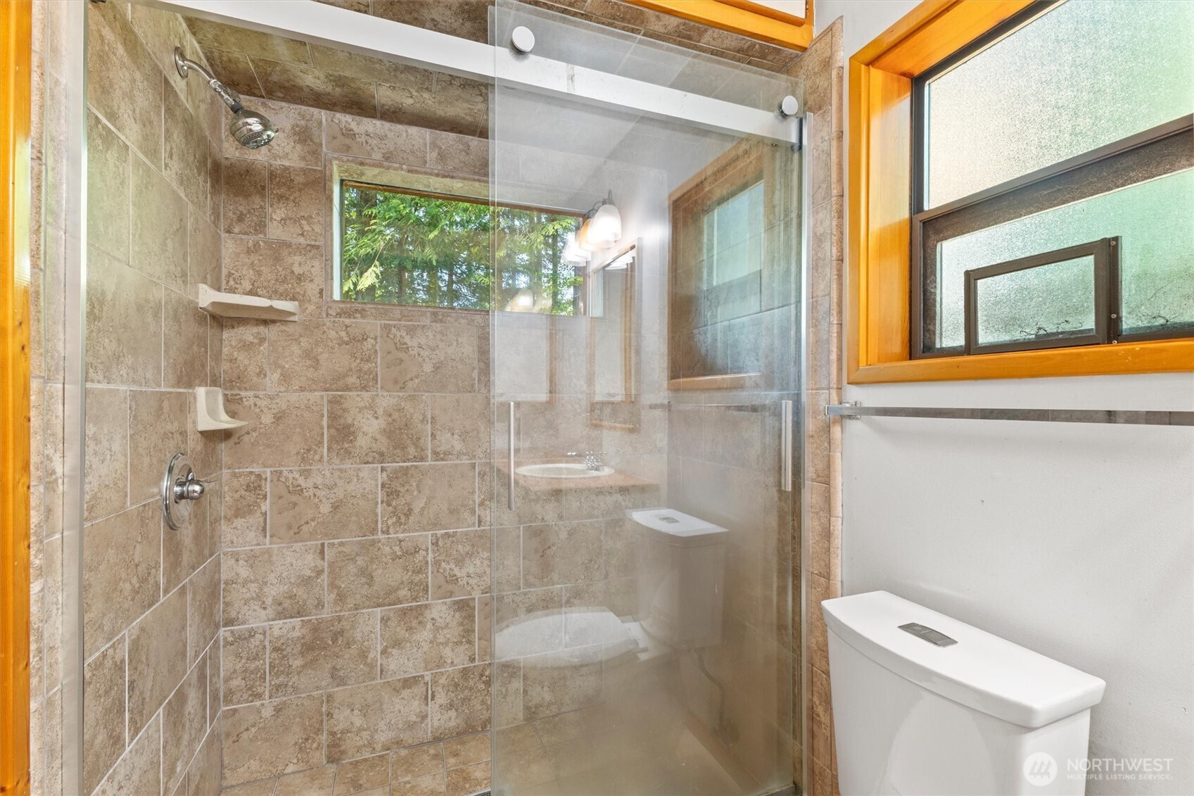 8625 Golden Valley Drive Property Photo 15