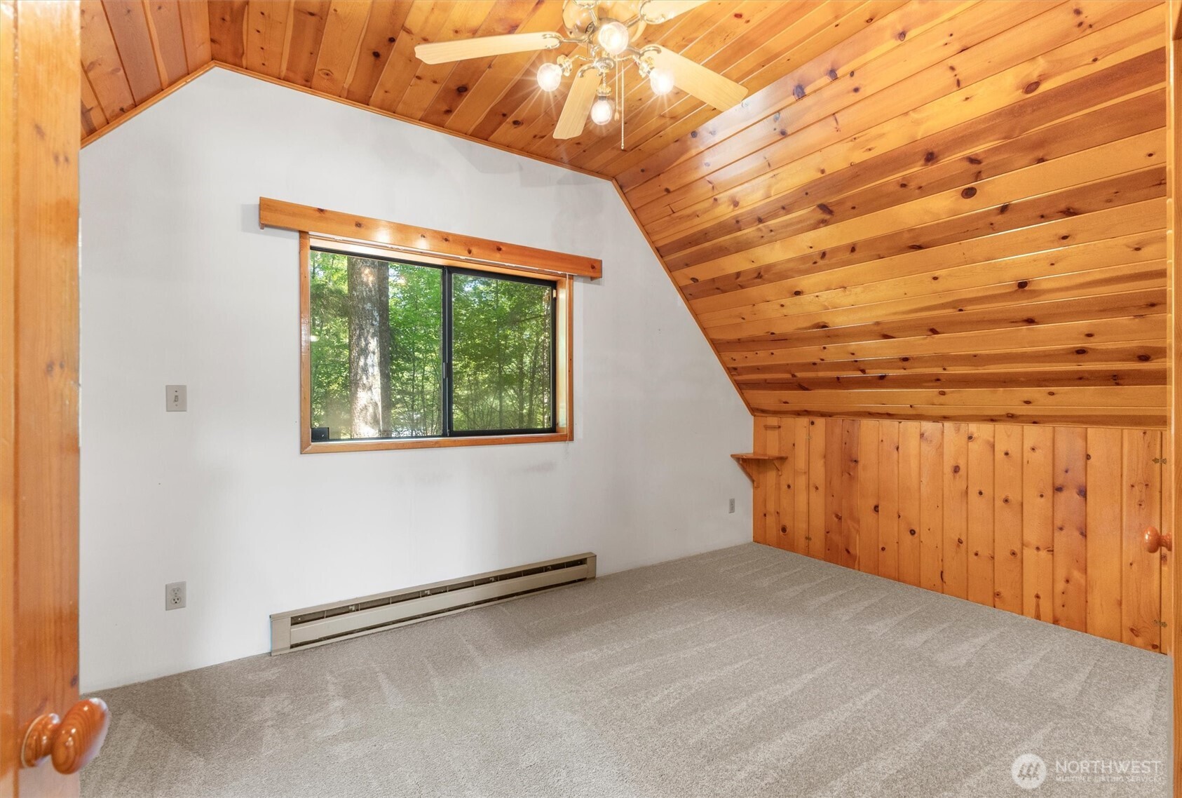 8625 Golden Valley Drive Property Photo 16