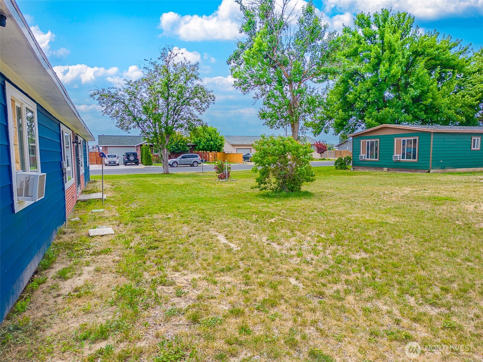 37 35 D Street Property Photo 20