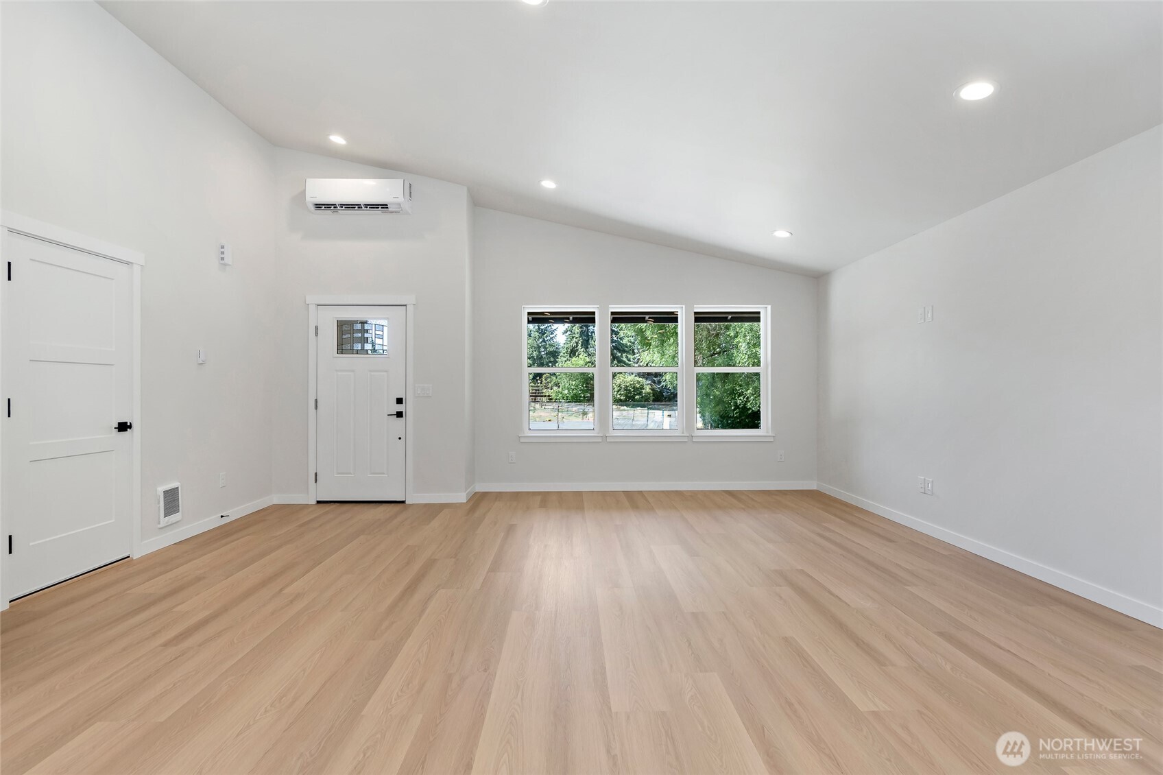 21909 127th Street Ct Property Photo 6