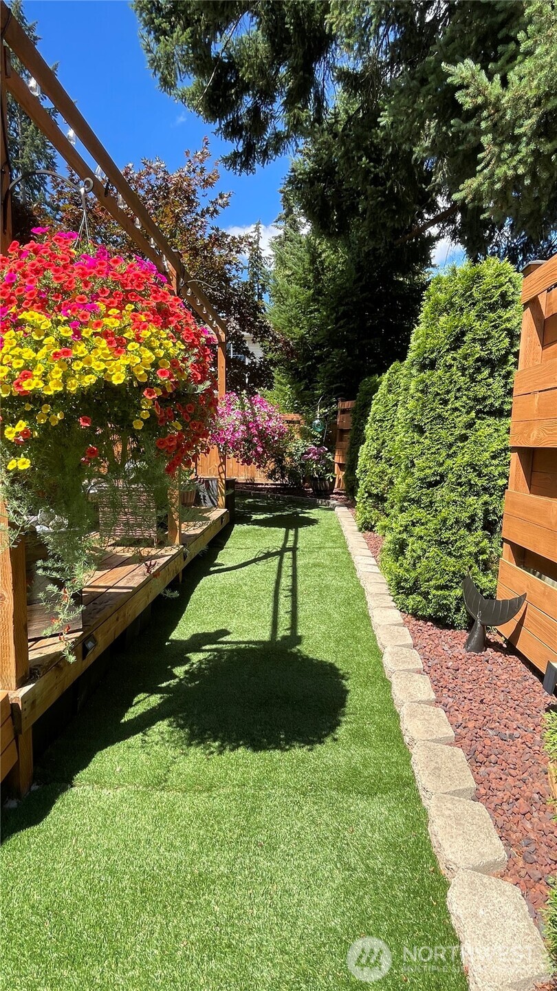 8721 153rd Street Property Photo 34