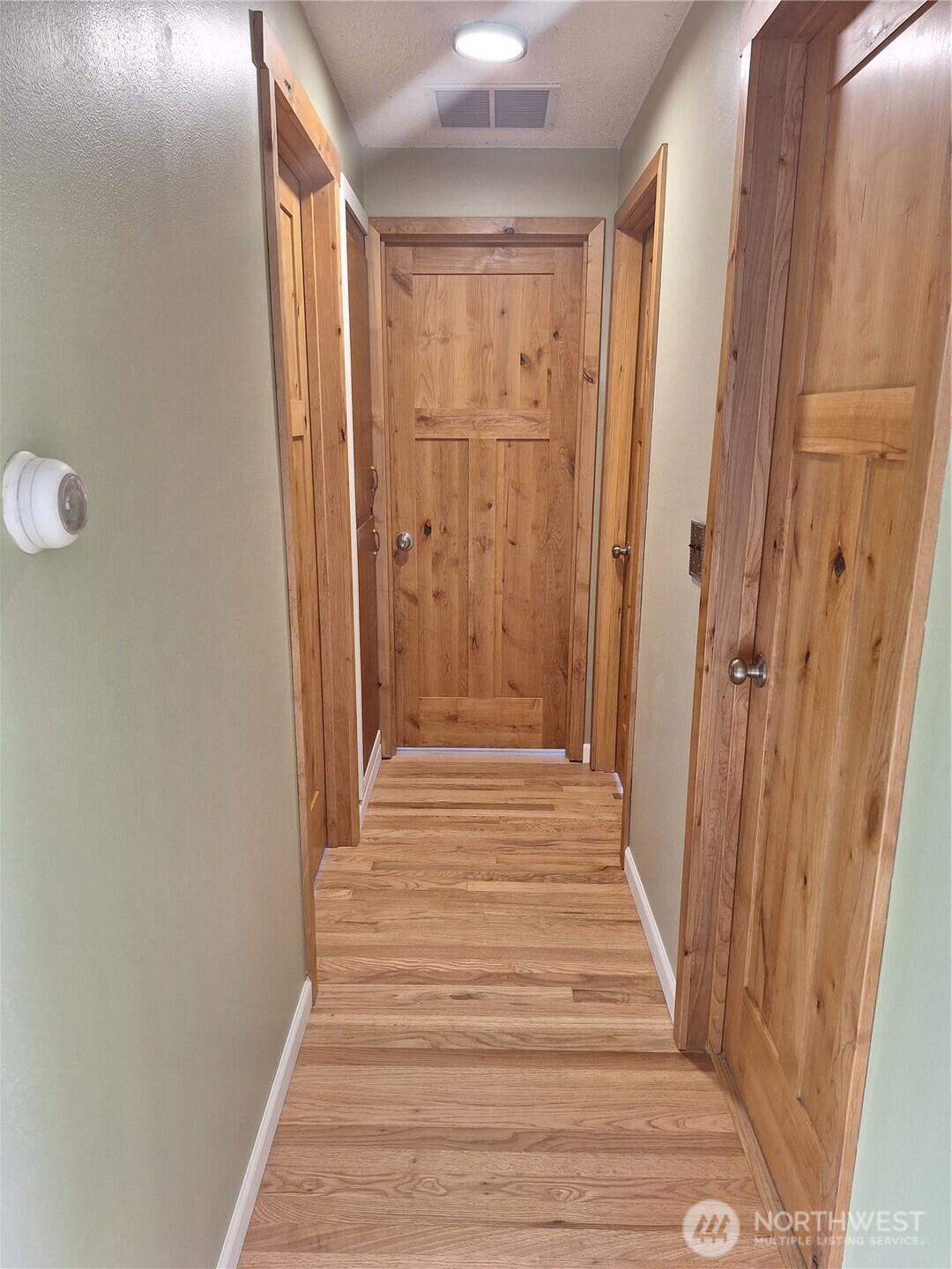 17953 48th Avenue Property Photo 8