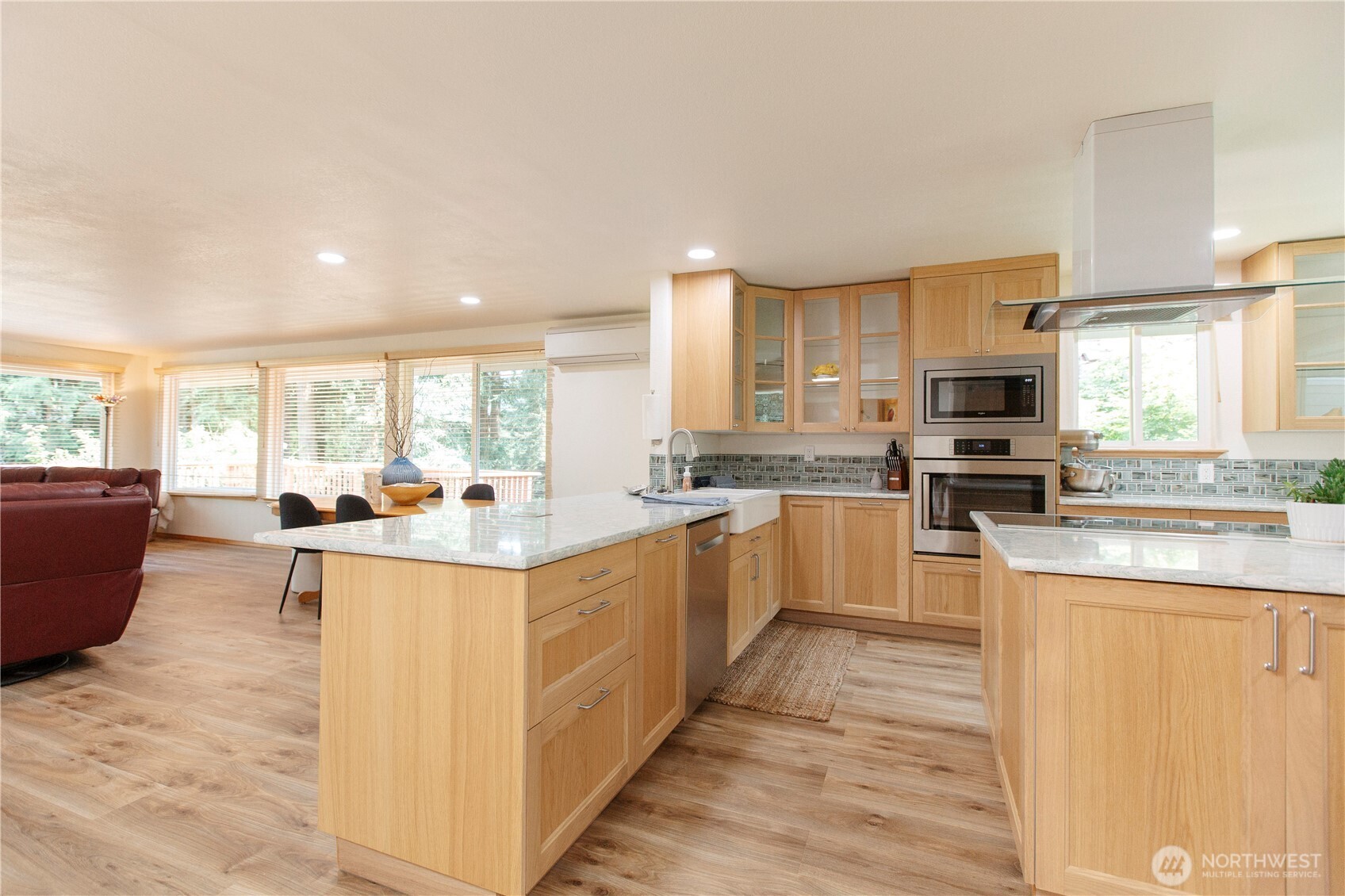44 Windward Property Photo 9