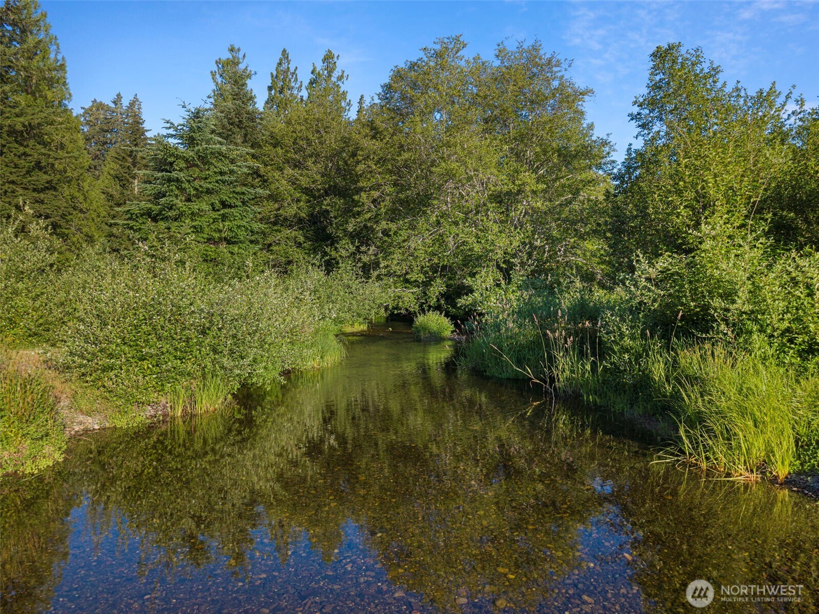 1052 E Mason Lake Drive Property Photo 17