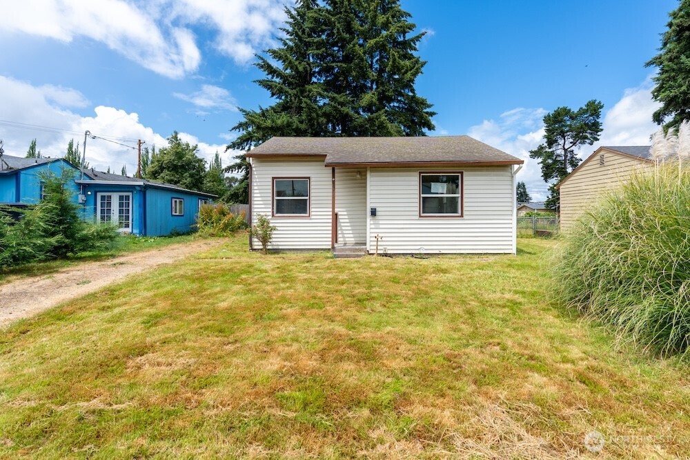 307 Cypress Property Photo 1