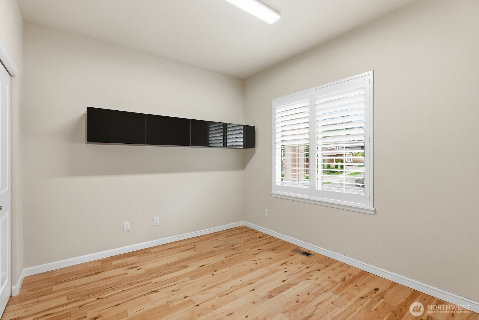 209 140th Street Property Photo 6