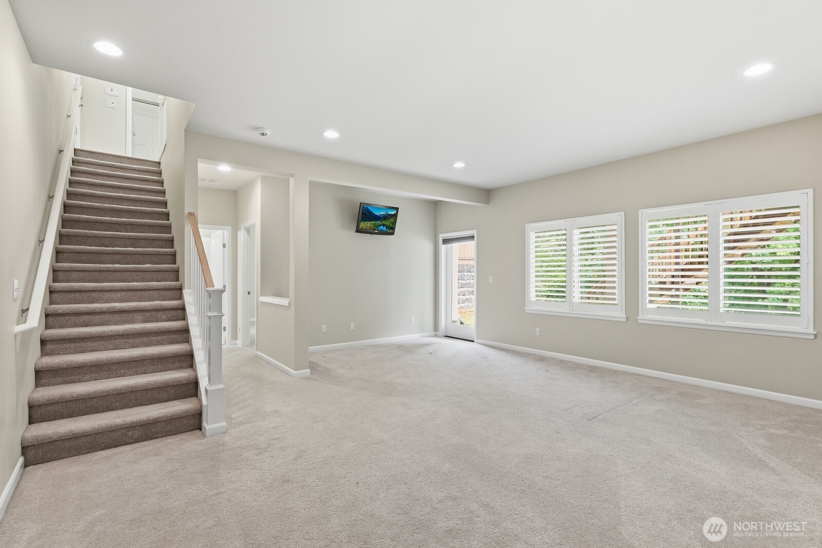 209 140th Street Property Photo 29