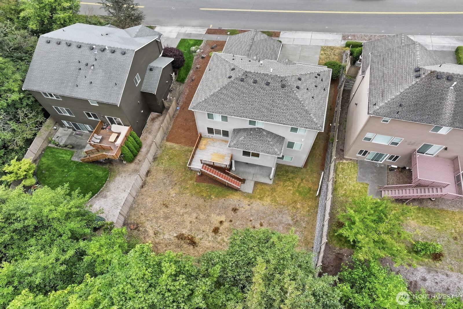 209 140th Street Property Photo 39