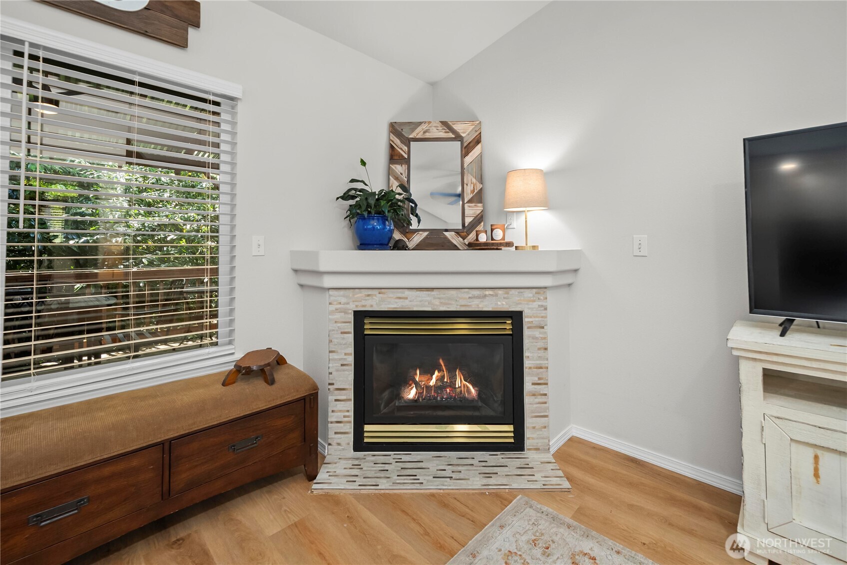 1205 Union Ave Property Photo 8
