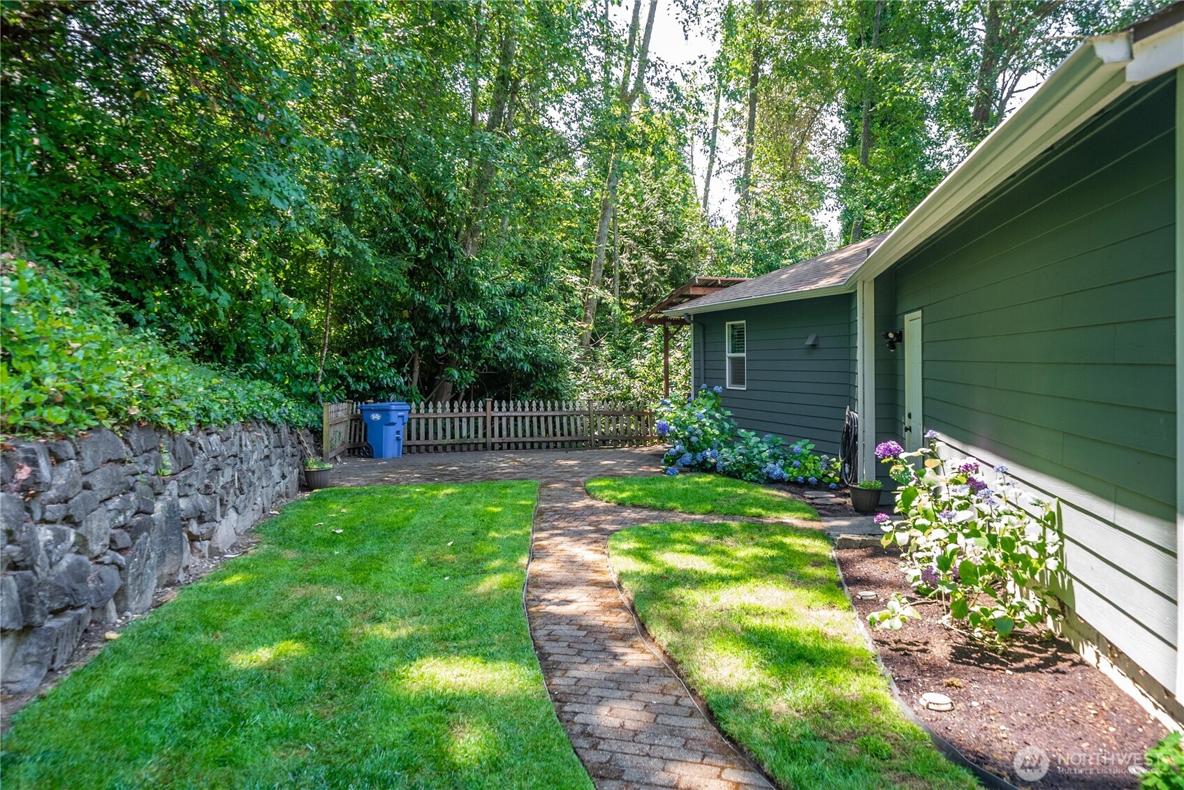 1205 Union Ave Property Photo 37
