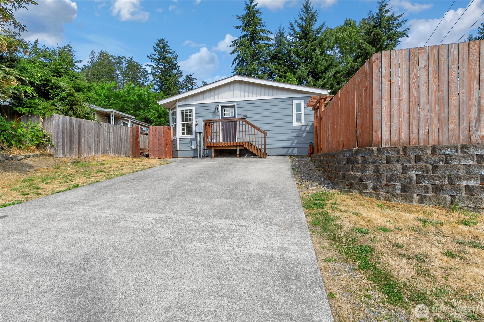 13217 9th Avenue Ct Property Photo 3