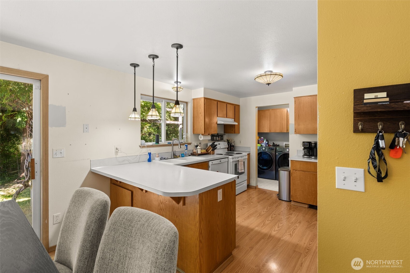 150 126 Allen Road Property Photo 11