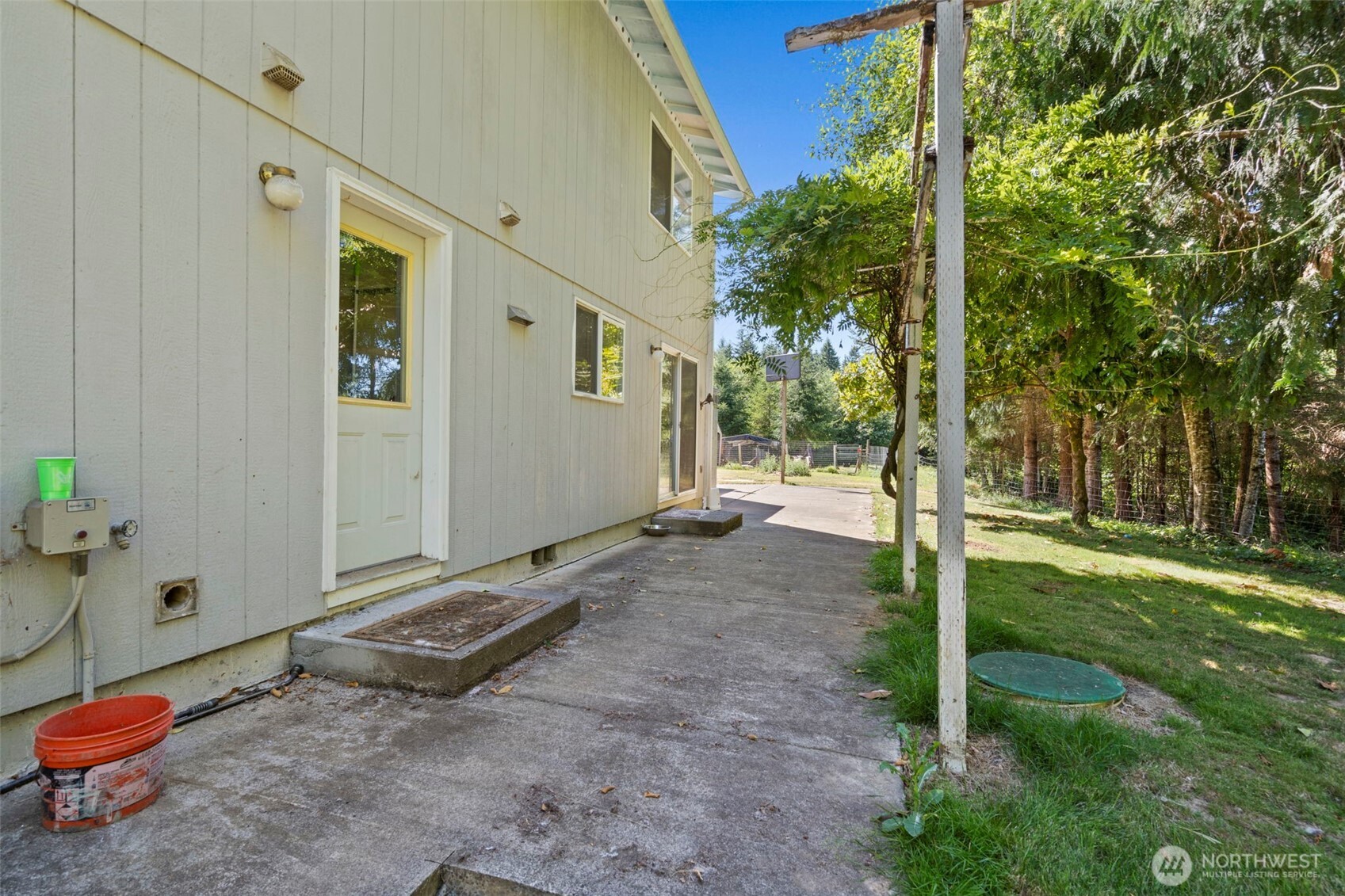 150 126 Allen Road Property Photo 28