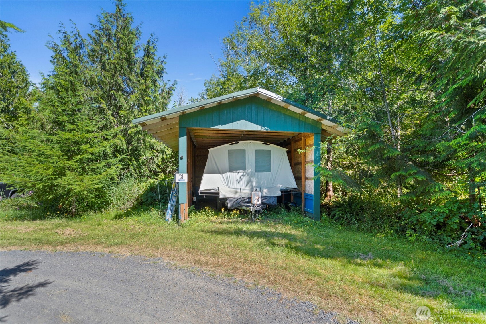 150 126 Allen Road Property Photo 33