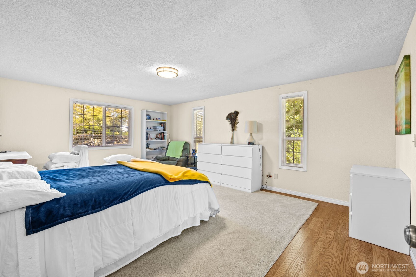 18525 Paulson Street Property Photo 25