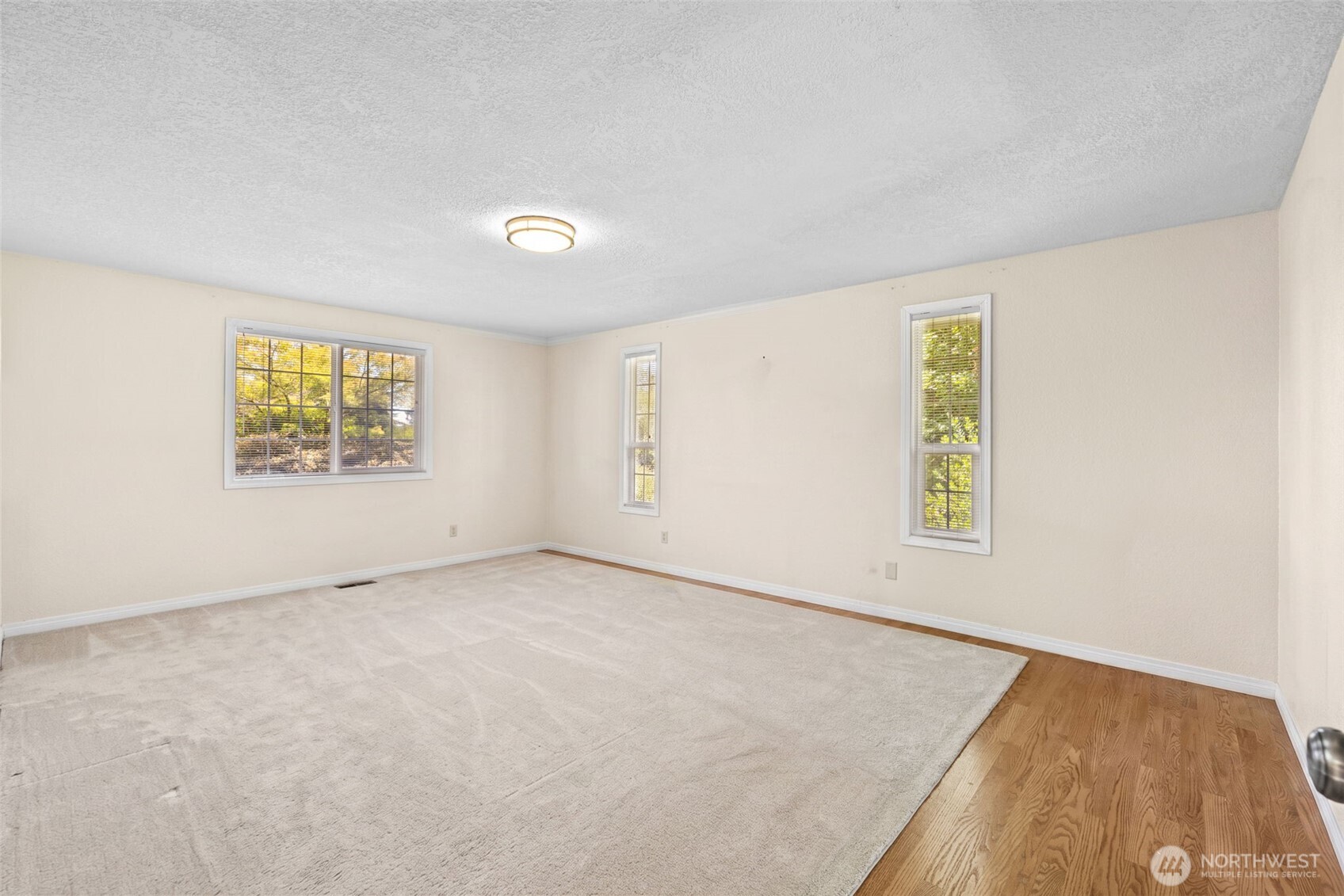 18525 Paulson Street Property Photo 26