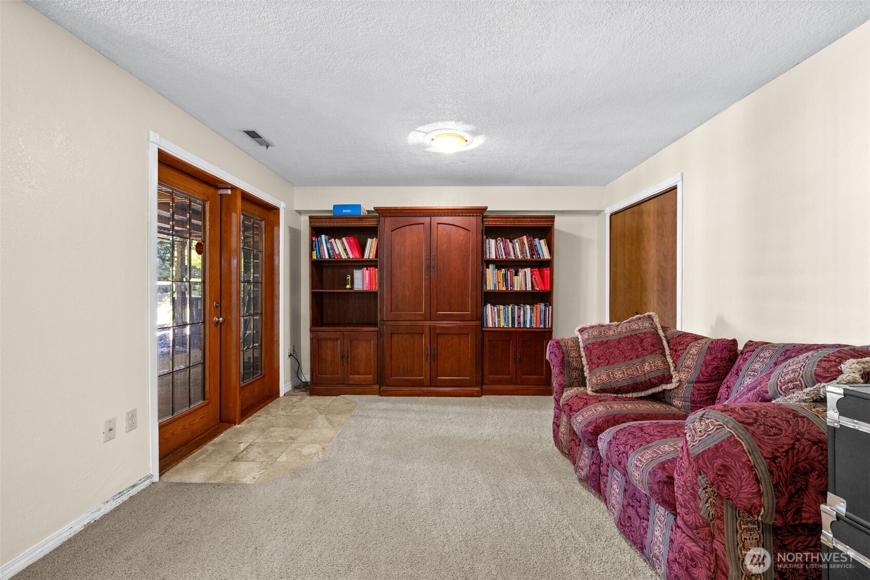 18525 Paulson Street Property Photo 34
