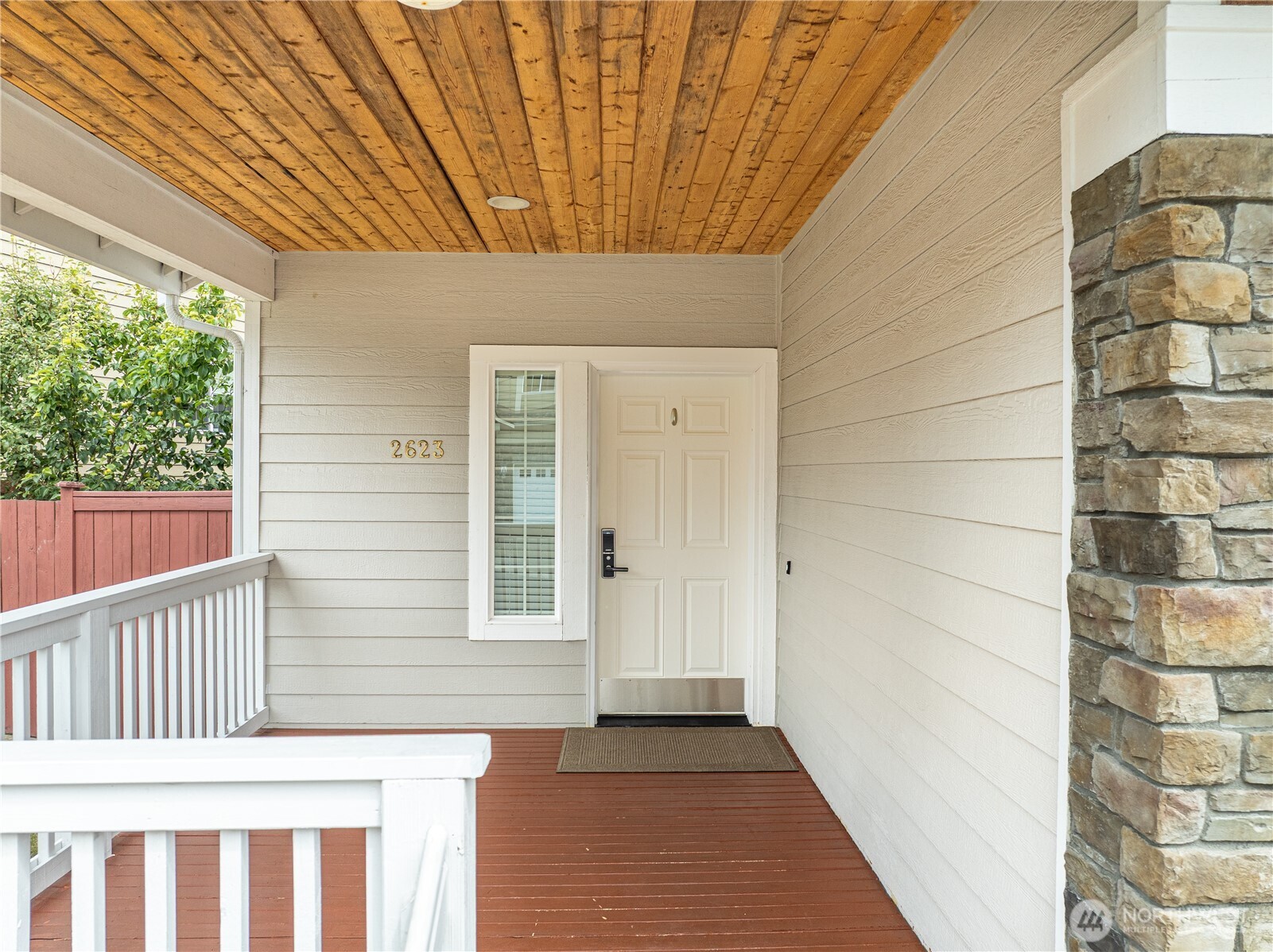 2623 145th Street Property Photo 3