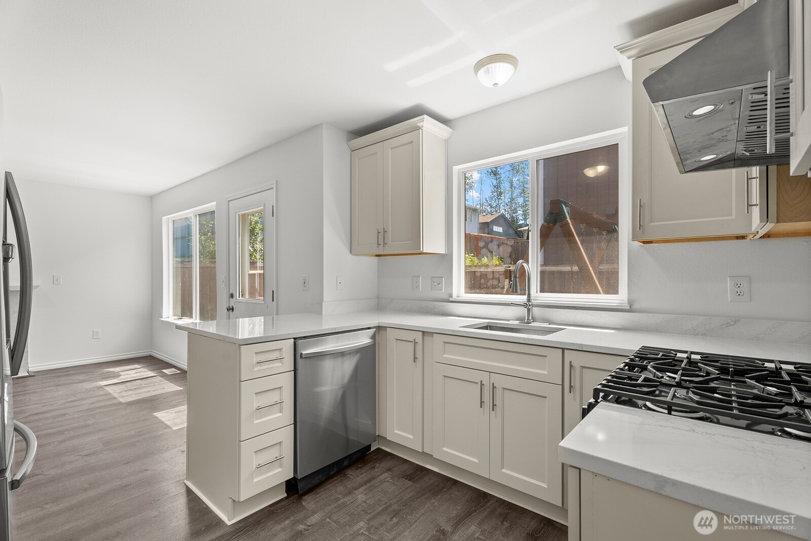 2707 S 268th Place Property Photo 10