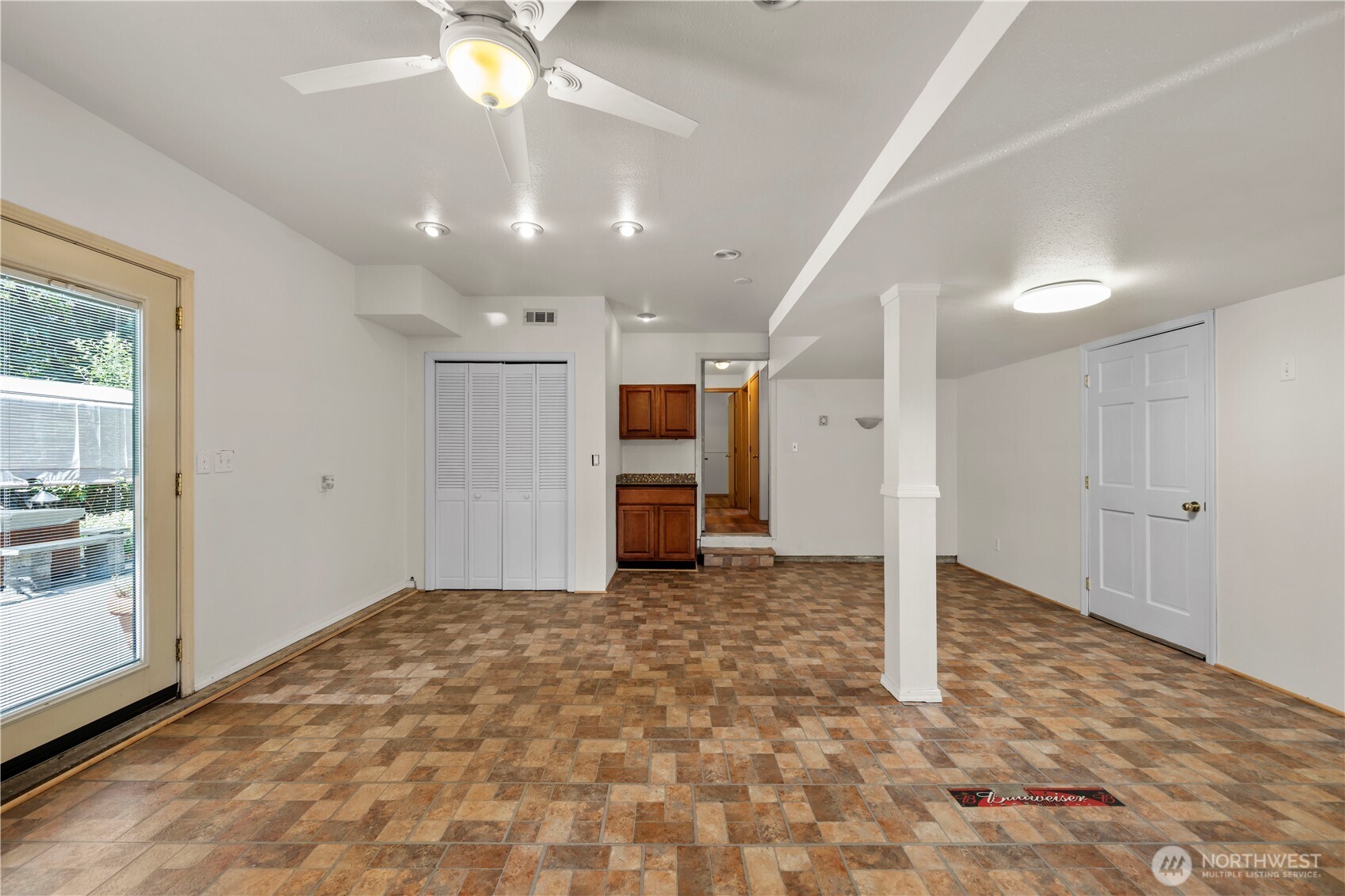 928 96th Avenue Property Photo 20