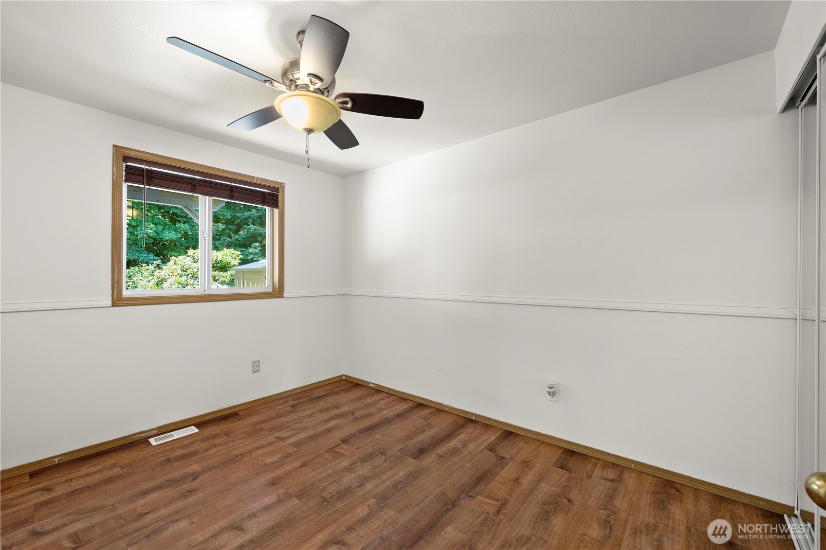 928 96th Avenue Property Photo 23