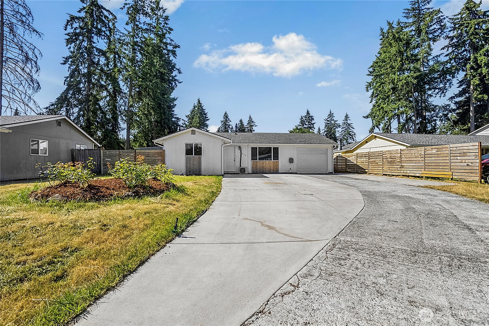 12318 114th Avenue Property Photo 1