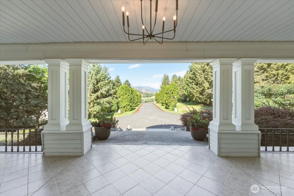 5397 Hughes Road Property Photo 4