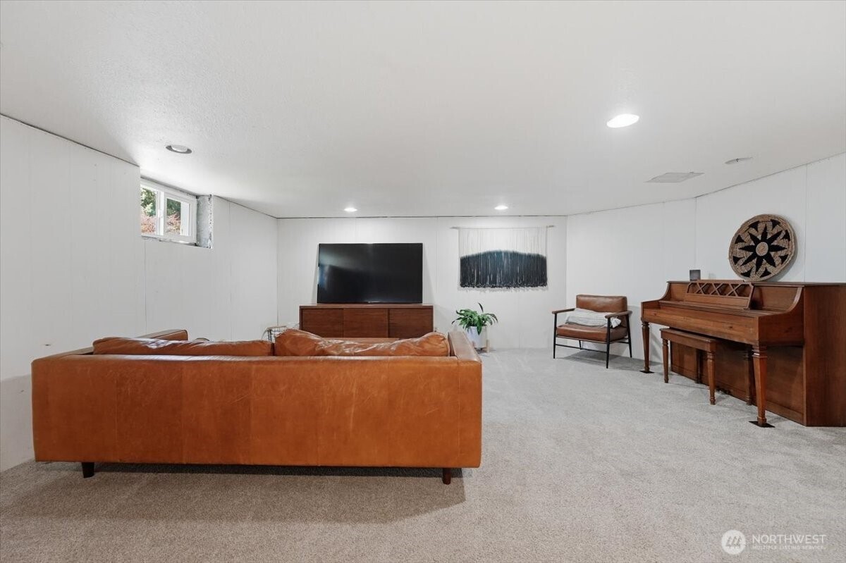 5397 Hughes Road Property Photo 30
