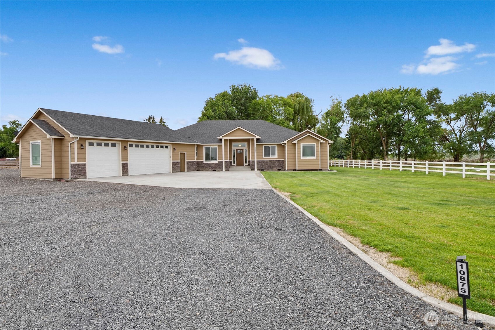 10875 Road 5.6 Property Photo 6