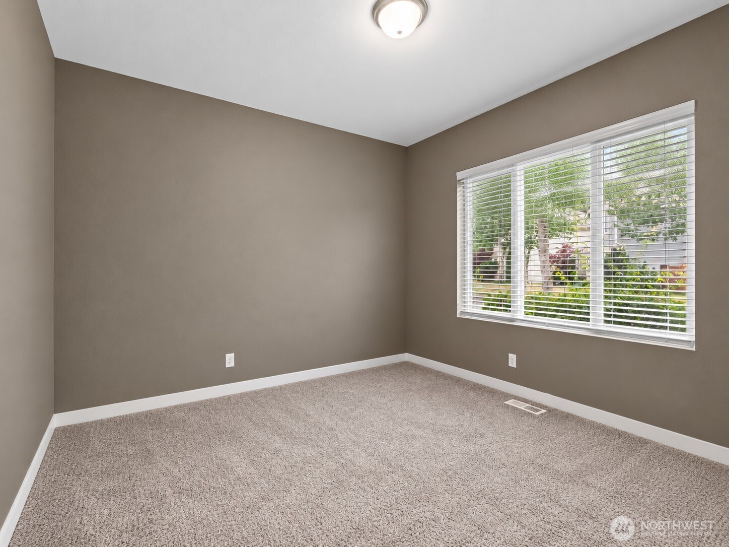 3808 Ne Campus Park Dr Property Photo 19