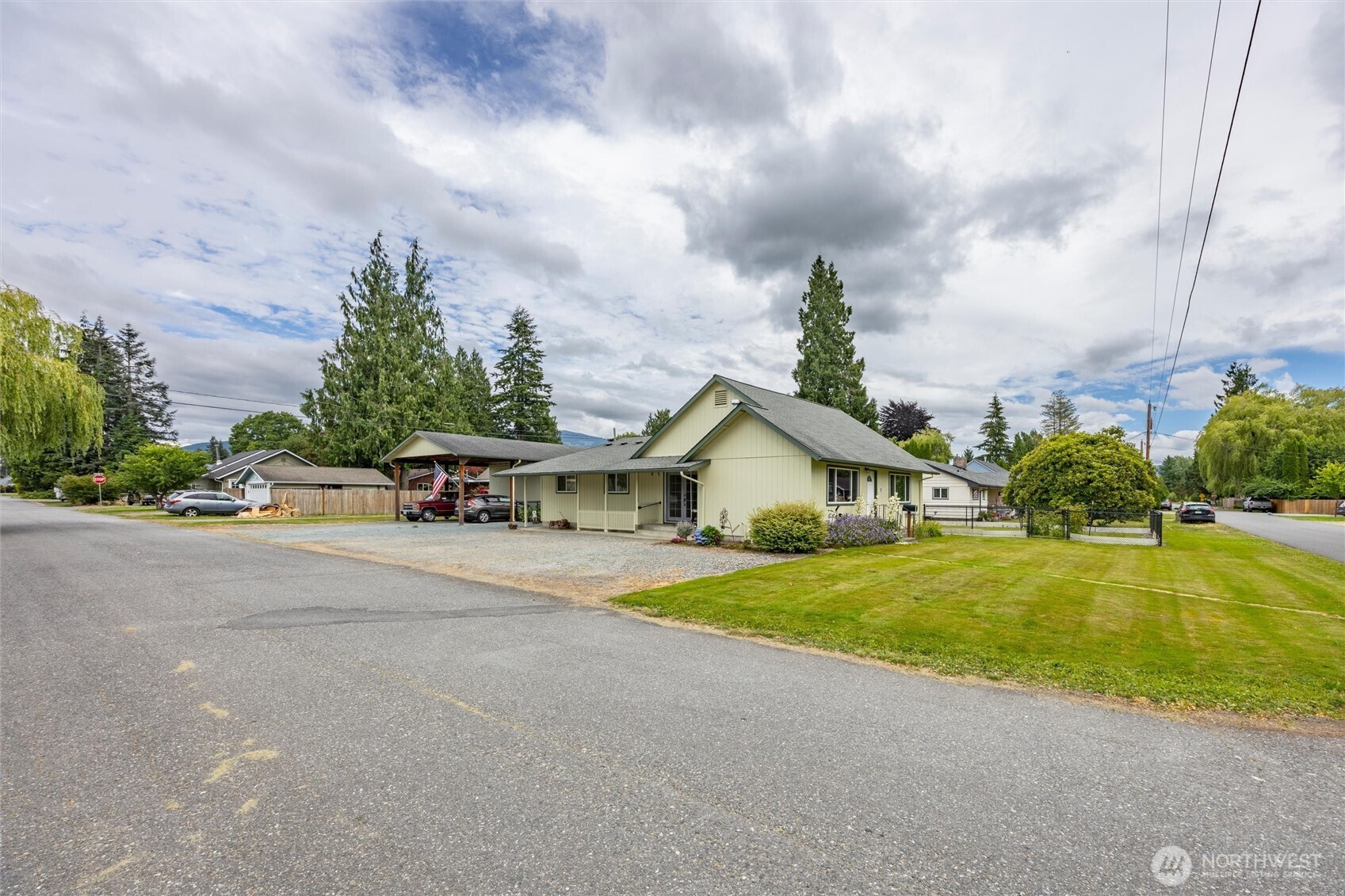 1002 Nelson Street Property Photo 7