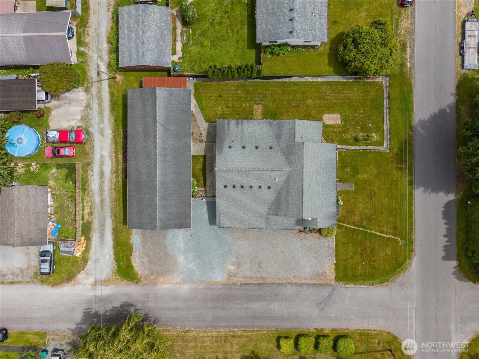 1002 Nelson Street Property Photo 8