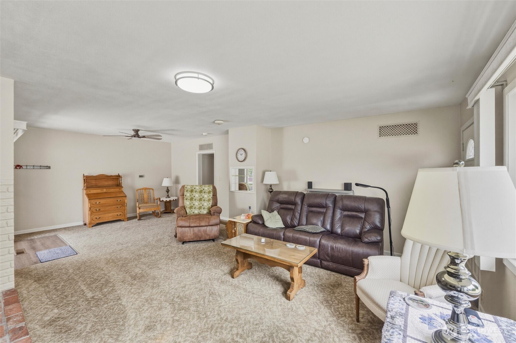 1002 Nelson Street Property Photo 11