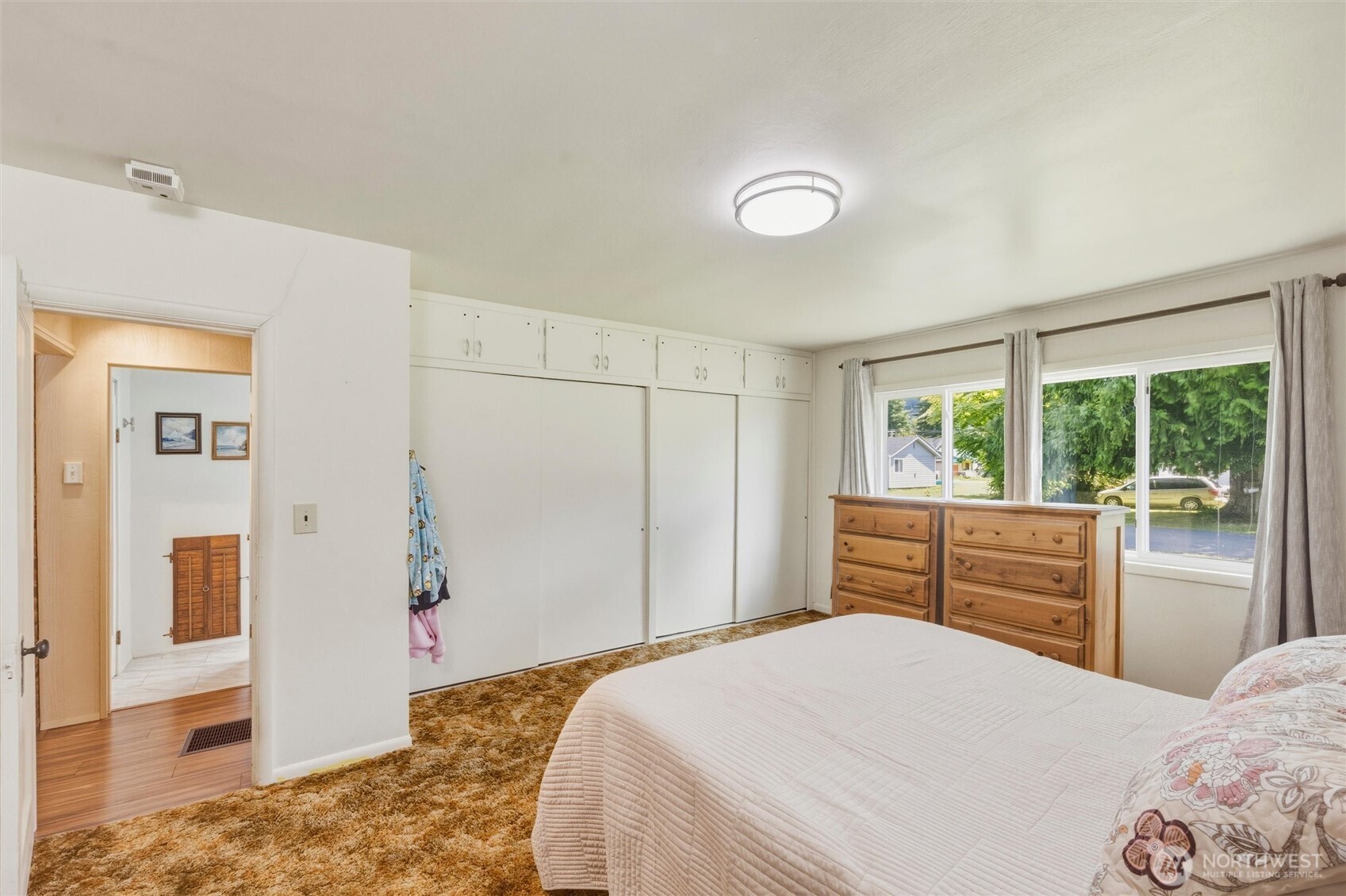 1002 Nelson Street Property Photo 24