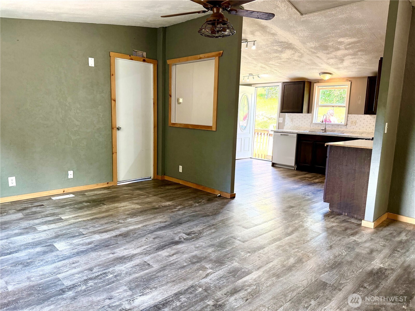 28 N Jacobson Road Property Photo 4