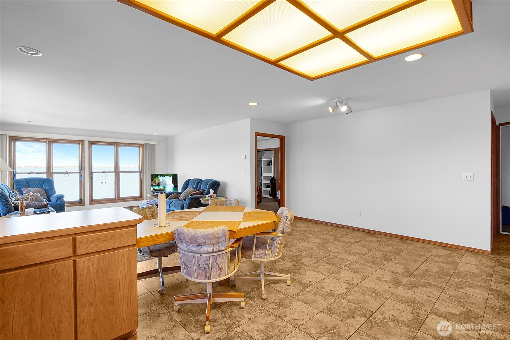 2922 W Marina Drive Property Photo 10