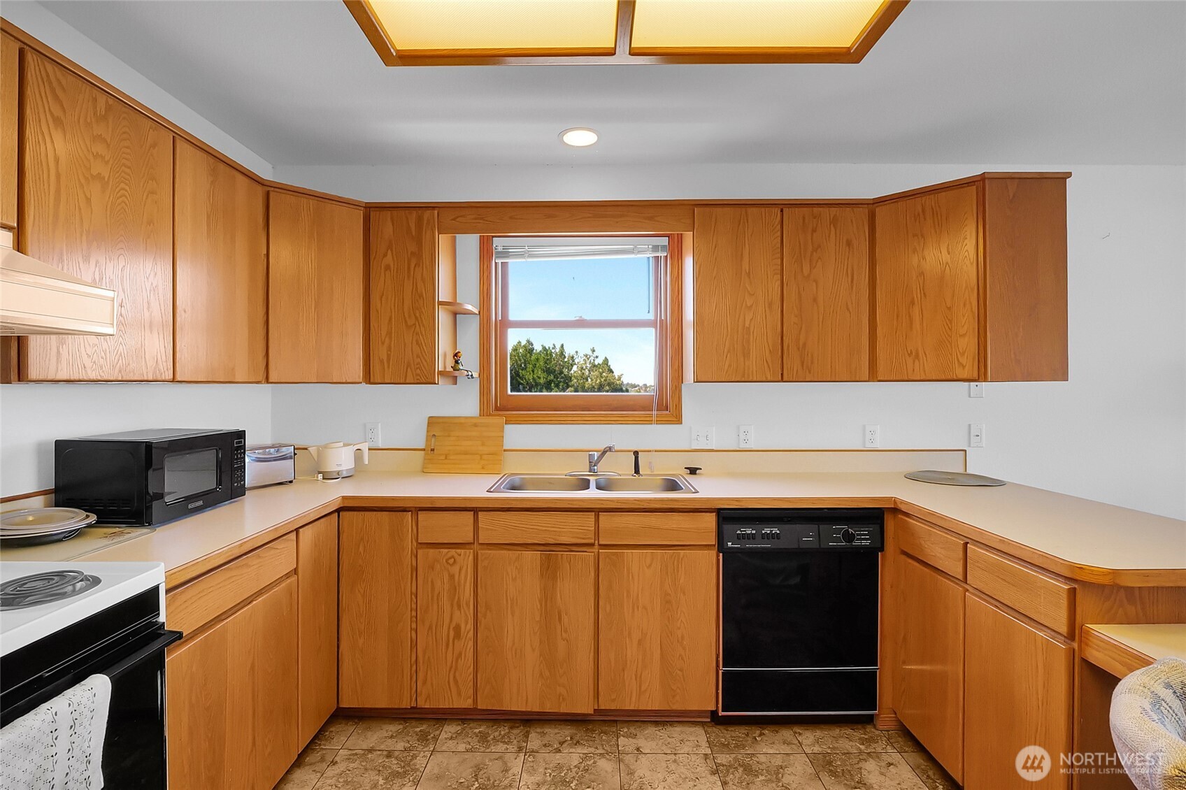 2922 W Marina Drive Property Photo 11