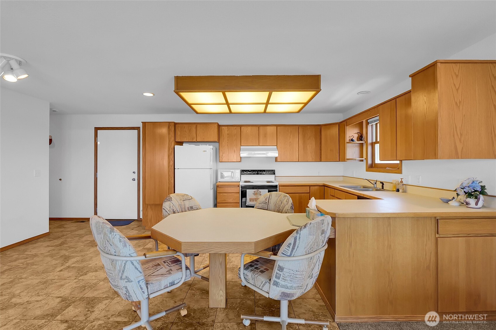 2922 W Marina Drive Property Photo 25