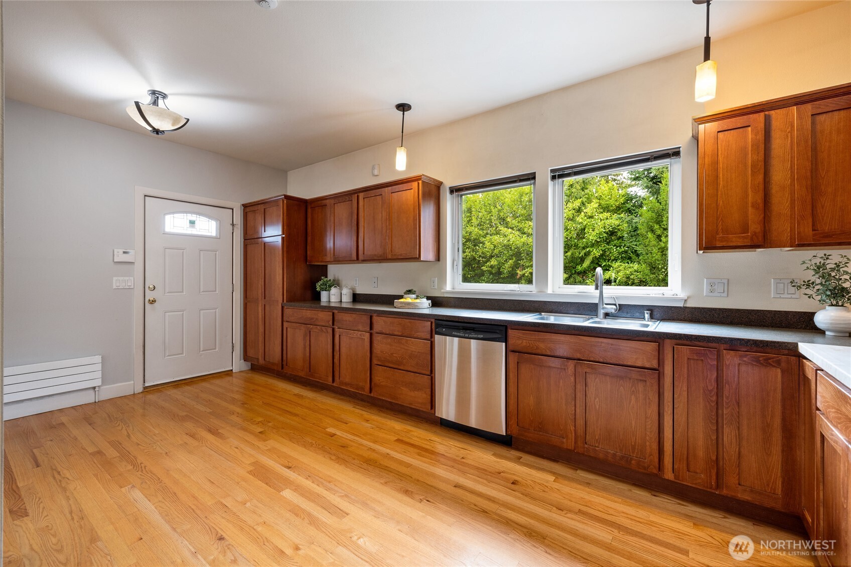 1904 N Proctor Street Property Photo 13