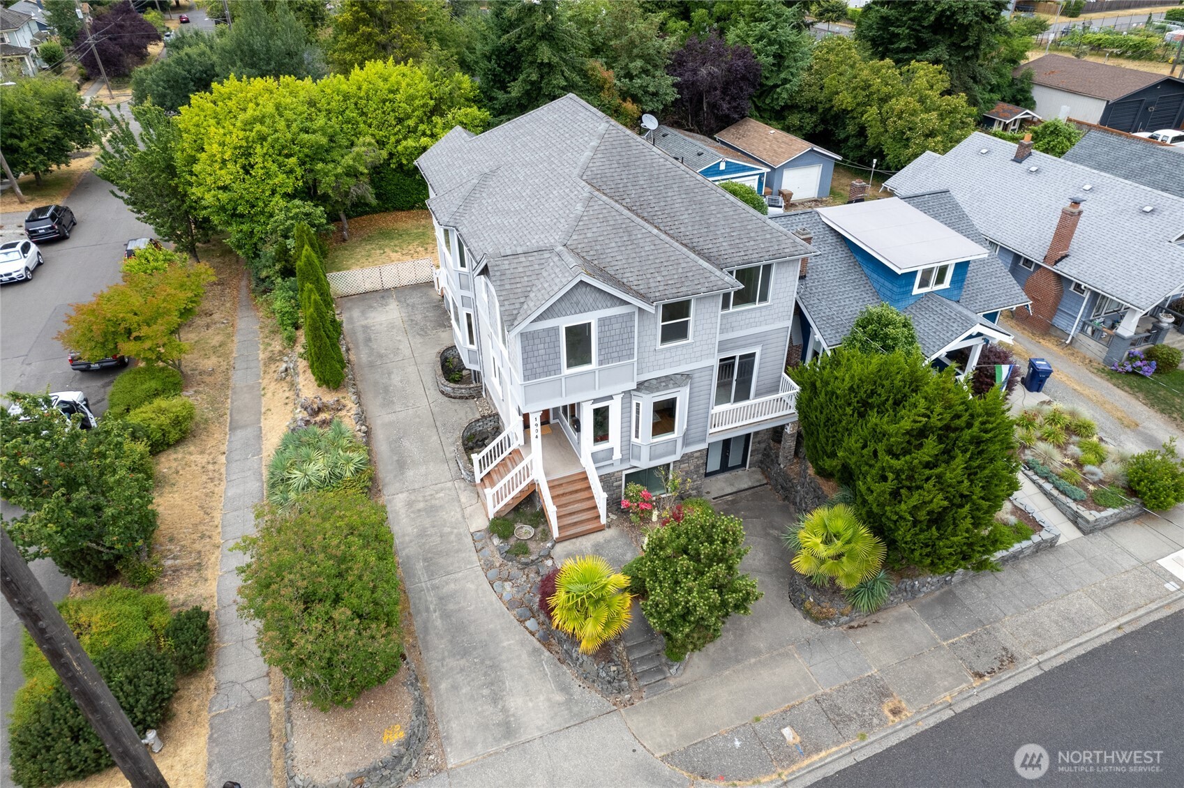 1904 N Proctor Street Property Photo 35
